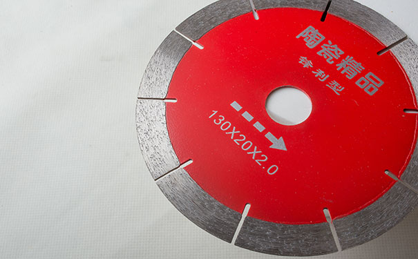 昌利鋸片教您瓷磚切割片正確安裝方向 昌利鋸片教您瓷磚切割片正確安裝方向