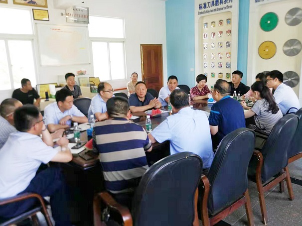 深入調研以昌利為代表的金剛石工具企業(yè) 深入調研以昌利為代表的金剛石工具企業(yè)